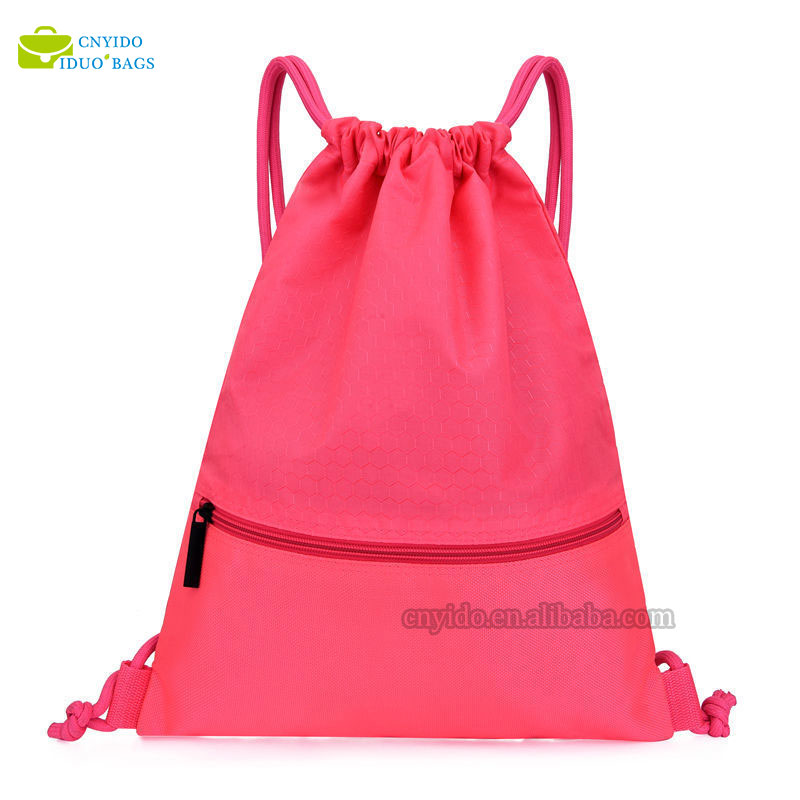 Quelle est la différence entre un sac sec et un sac à dos étanche?